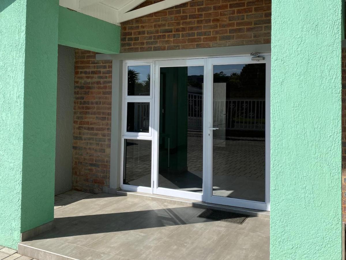 Staysure Guesthouse Alberton Exterior foto